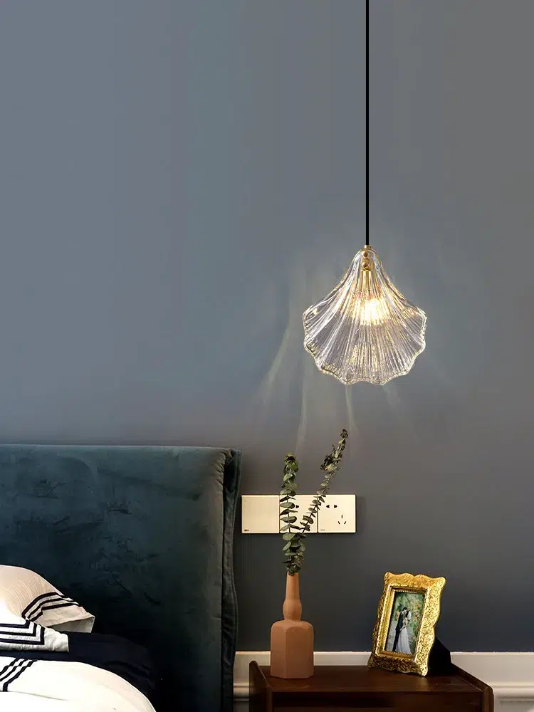 Postmodern transparent shell suspension